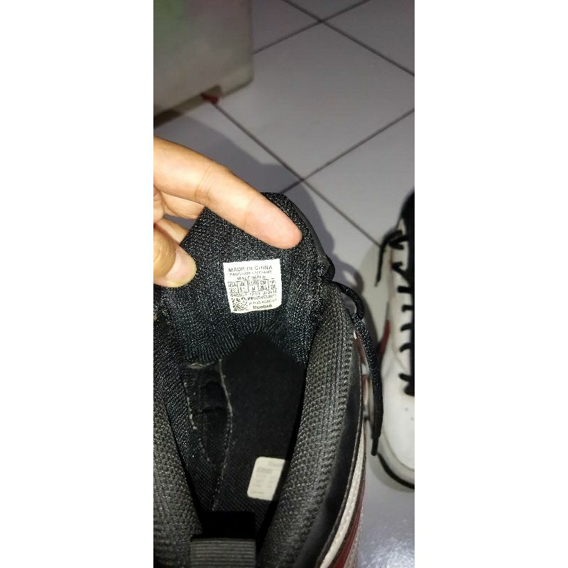 sepatu reebok second original size 44