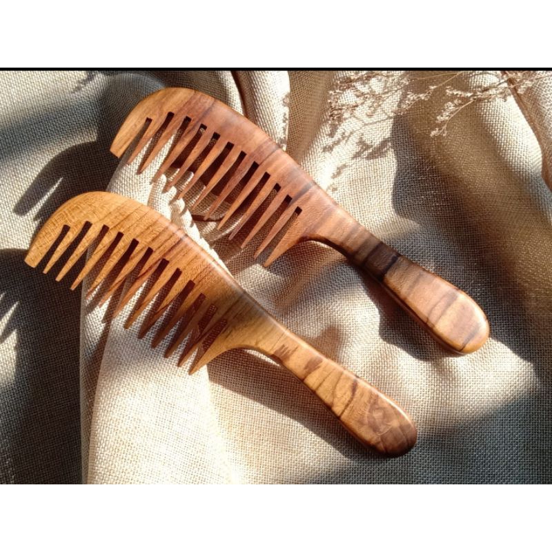 SISIR KAYU JATI/ SISIR RAMBUT/ WOODEN COMB
