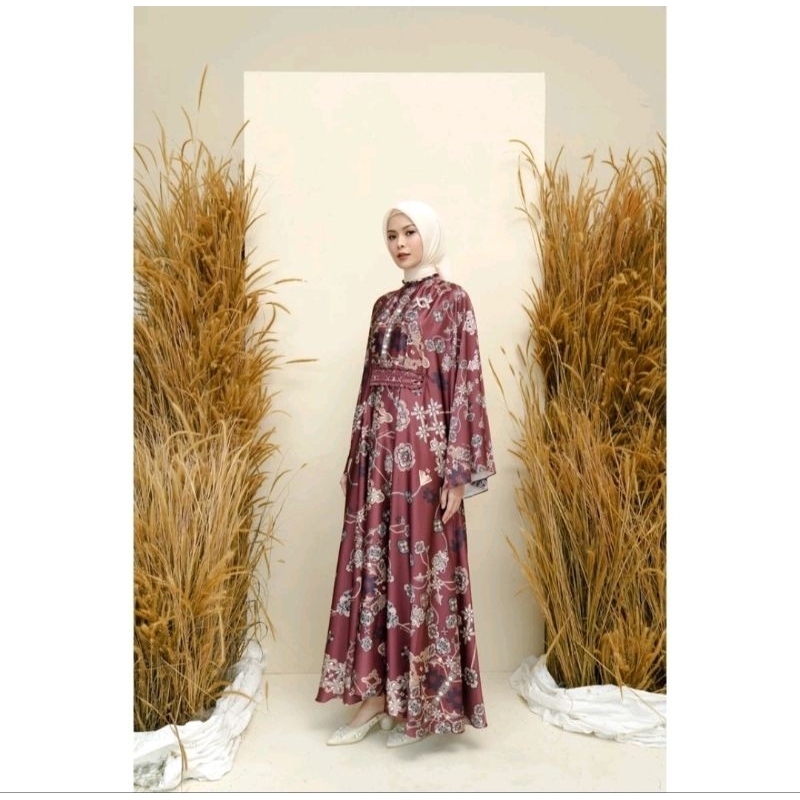 DUMAI DRESS ADIMA (MINOR) WEARING KLAMBY XL/XXL