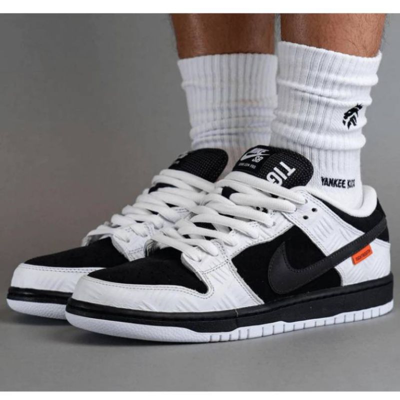 Nike SB Dunk Low Tightbooth Premium Original