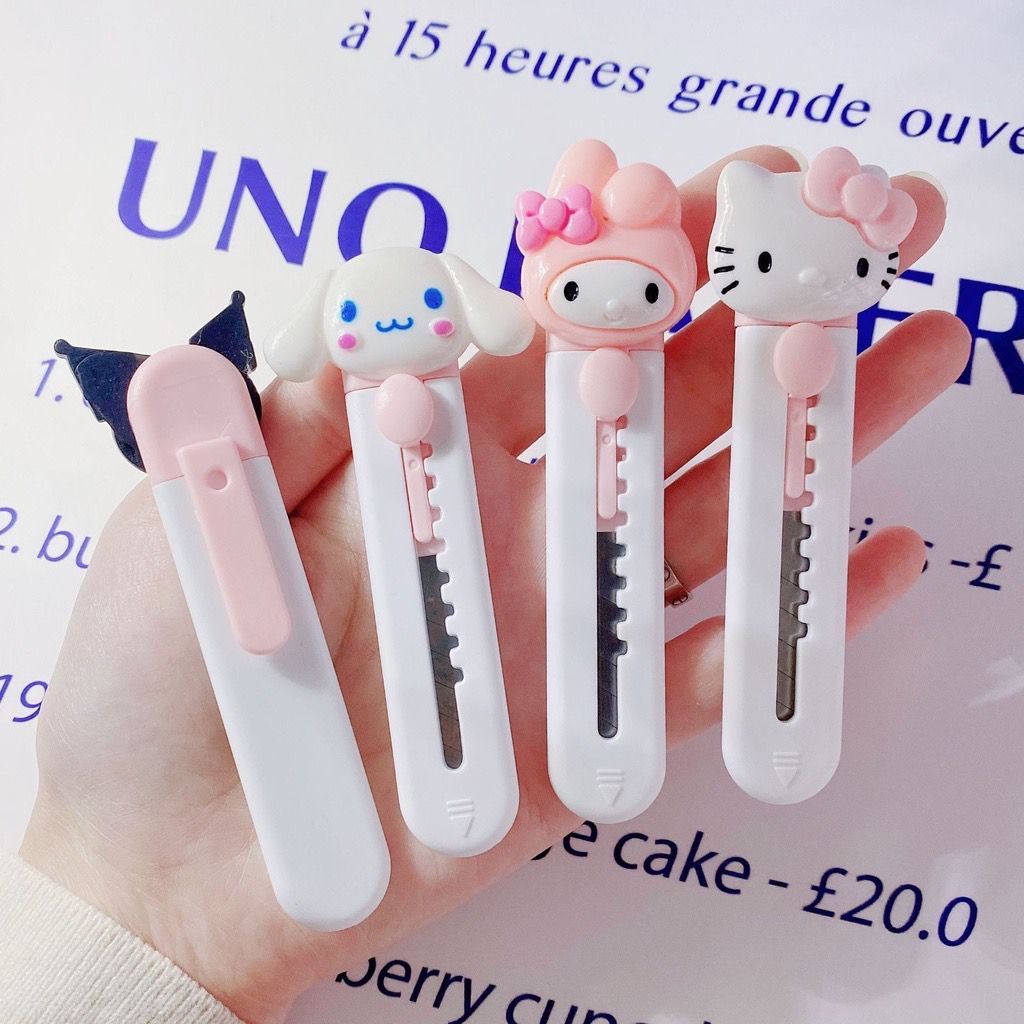 

Cute Mini Cutter - Cutter Lucu Unik Bentuk Telapak/Tangan Kucing, Animal, Carrot