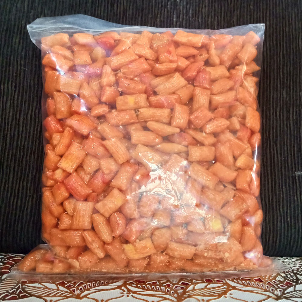 

snack pang pang bantal makanan jadul rasa pedas manis berat 400gr