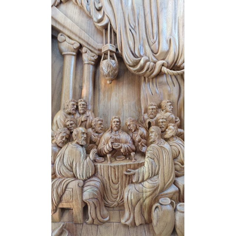 Relief perjamuan kudus kayu jati