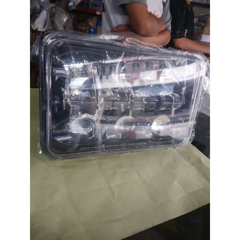 Daymaker Kotak Gl pro Gl 100 Win Kotak Hitam