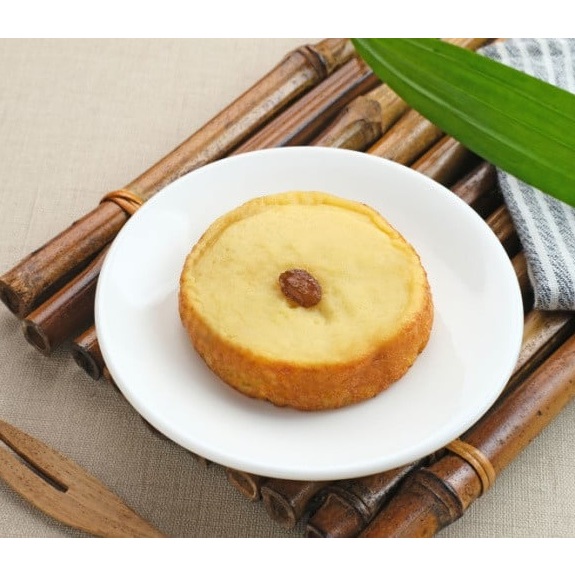 

Jajanan Pasar Kue Basah Kue Lumpur Kismis - Isi 4 Biji