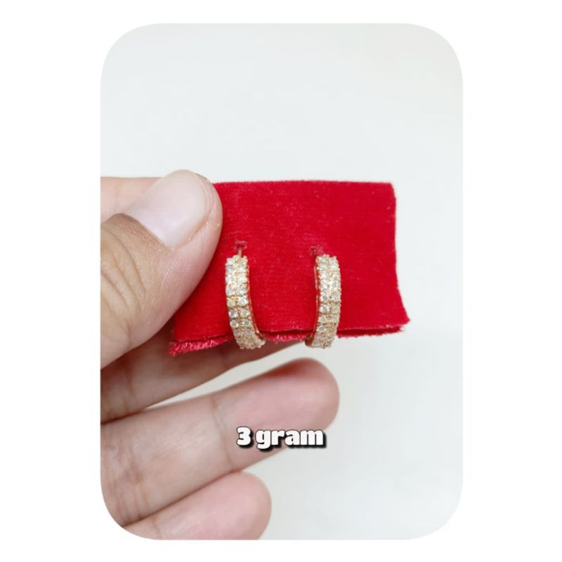 Berlian medan anting ring.