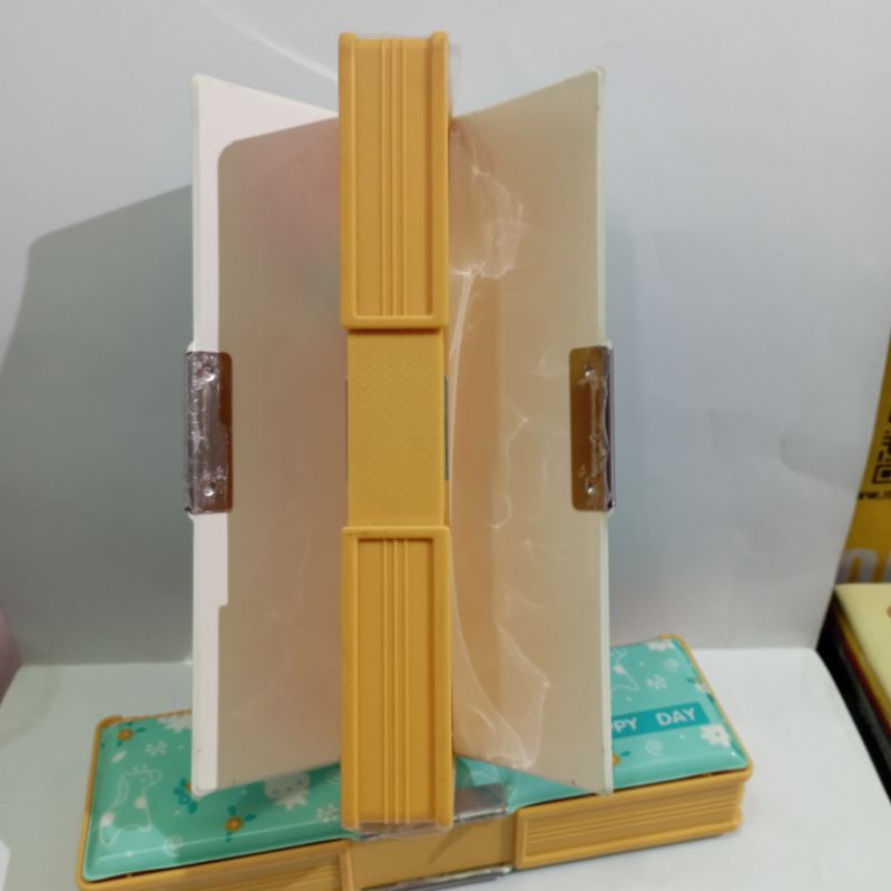 

TEMPAT PENSIL XIOLINGJING MAGNET / pcs