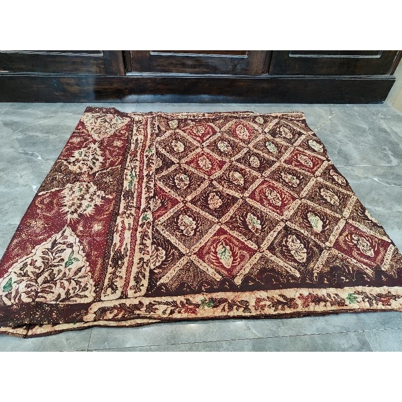 Sarung Wanita Batik Tulis Asli Tebiruen / Tanjungbumi Madura Merah