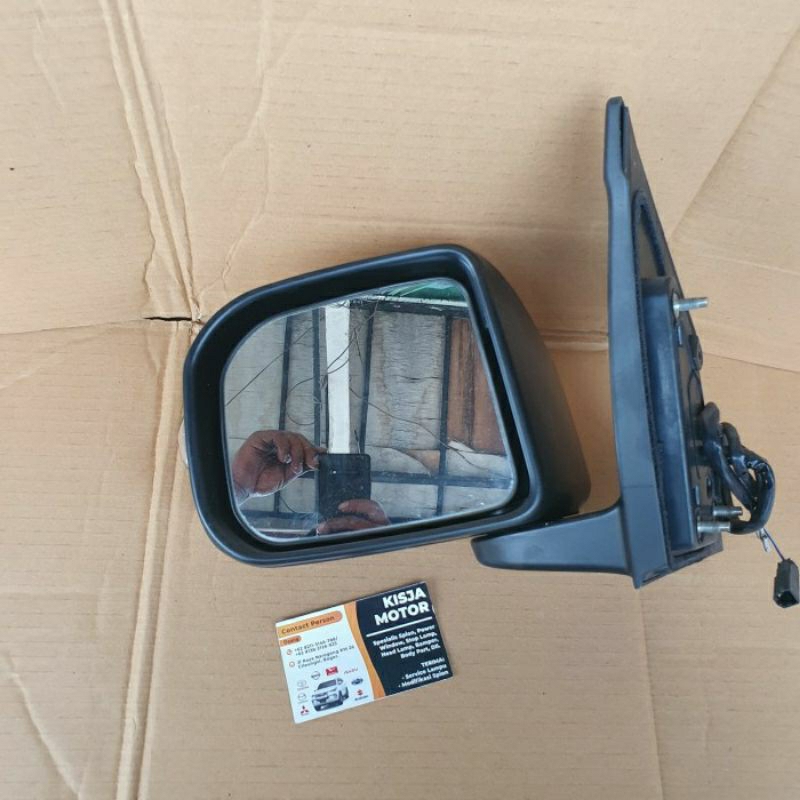 spion mobil Avanza Veloz ORIginaI