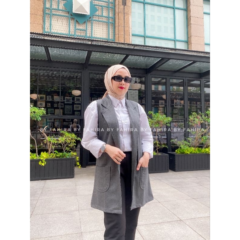 VEST WANITA OUTER KUTUNG CARDIGAN TANPA LENGAN ROMPI WANITA  OUTER RAWIS