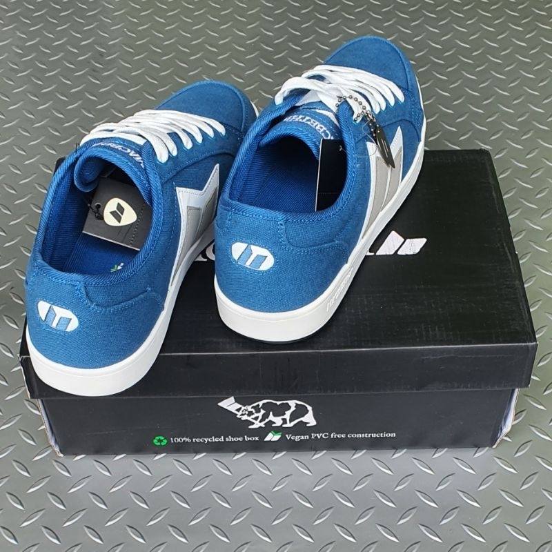 Sepatu unisex pria dan wanita macbeth emerson navy/grey/white BNIB size.UK8/EUR42/28cm