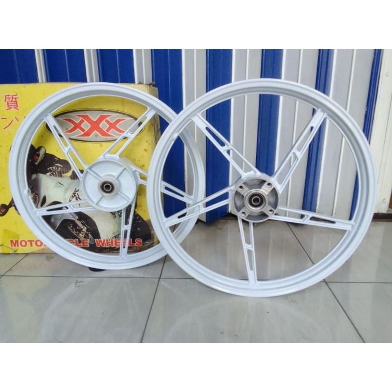 velg bintang velg balok Honda Supra fit new / Revo lama