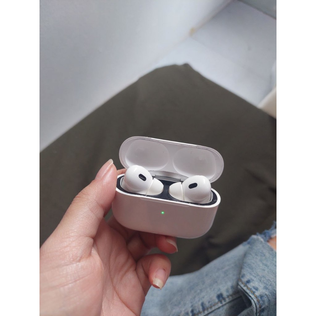 Airpods Pro Gen 2 Original Garansi Komplit / Second Generation