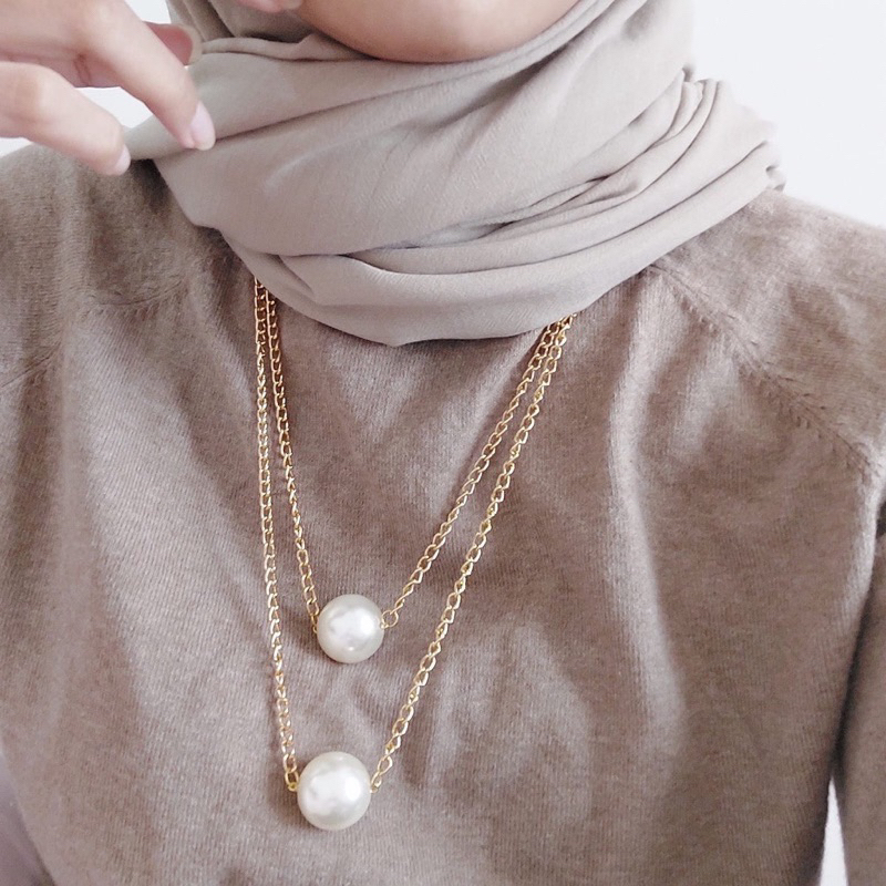 KALUNG HIJAB 2 layer  mutiara/kalung hijab/aksesoris hijab/
