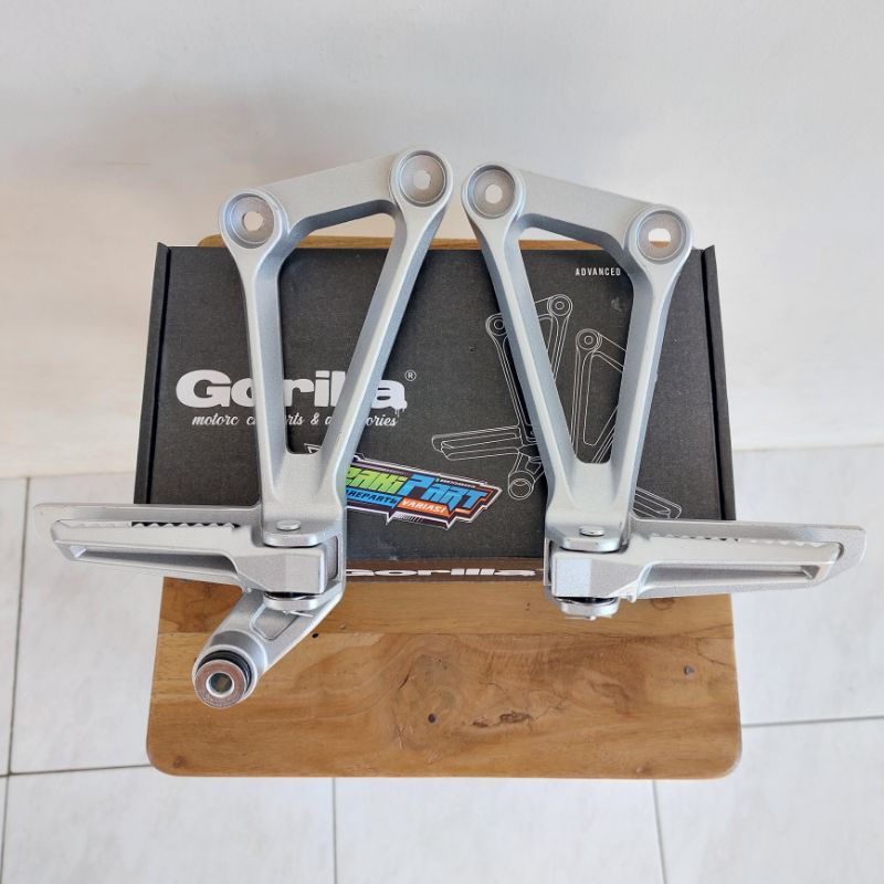 Postep footstep belakang cbr k45 postep gantung cbr 150r k45 import