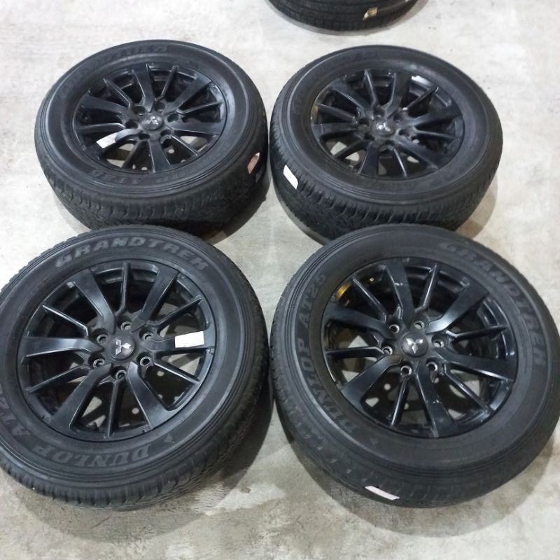 VELG OEM PAJERO SPORT R18X7.5 PCD 6X139'7 + BAN DUNLOP 265/60 R18