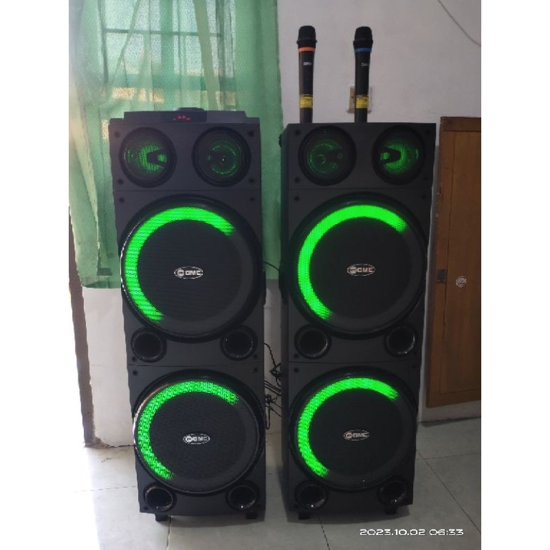 Speaker aktif GMC 899L + 2 mic wireless. USB, Bluetooth