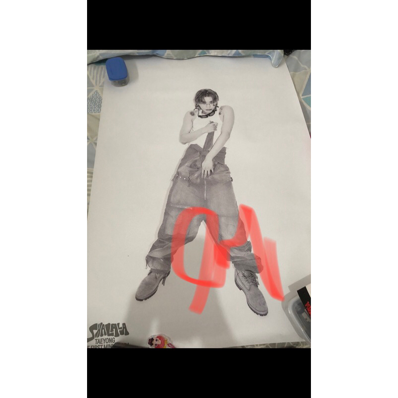 rolled poster taeyong shalala archieve