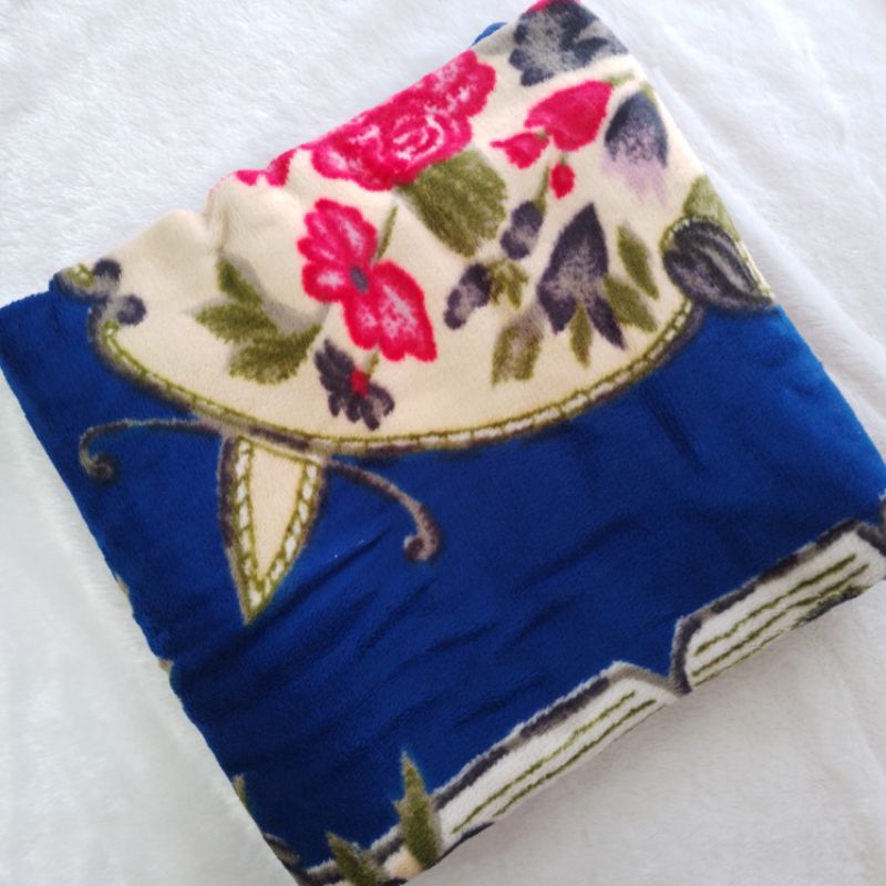 Preloved Selimut Dewasa Jumbo Tebal ukuran 200x200 KI 57