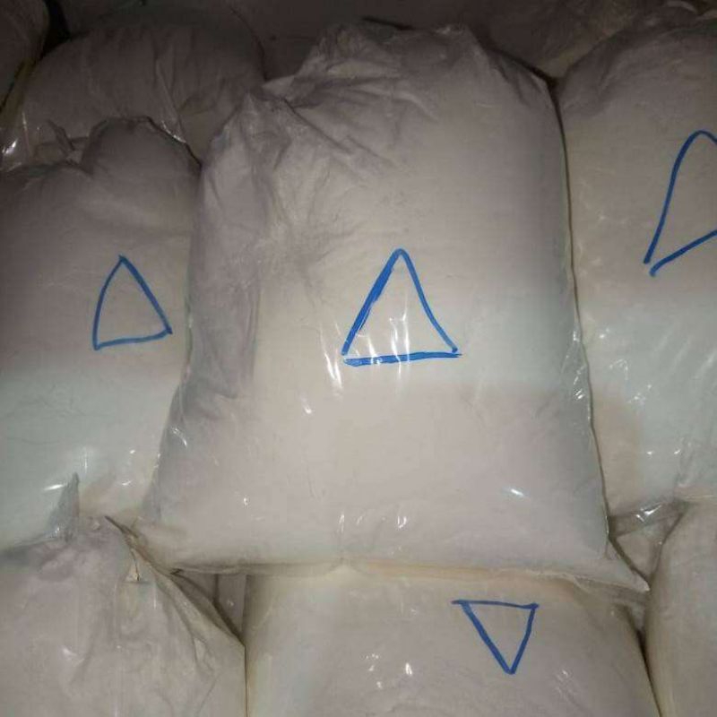 

segitiga tepung terigu repack 1 kg