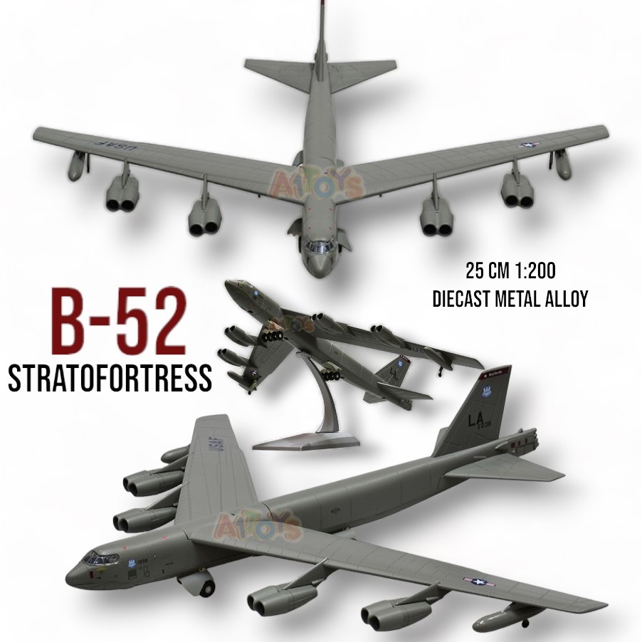 Miniatur Diecast Pesawat Bomber Boeing B-52 Stratofortress 25 cm 1:200