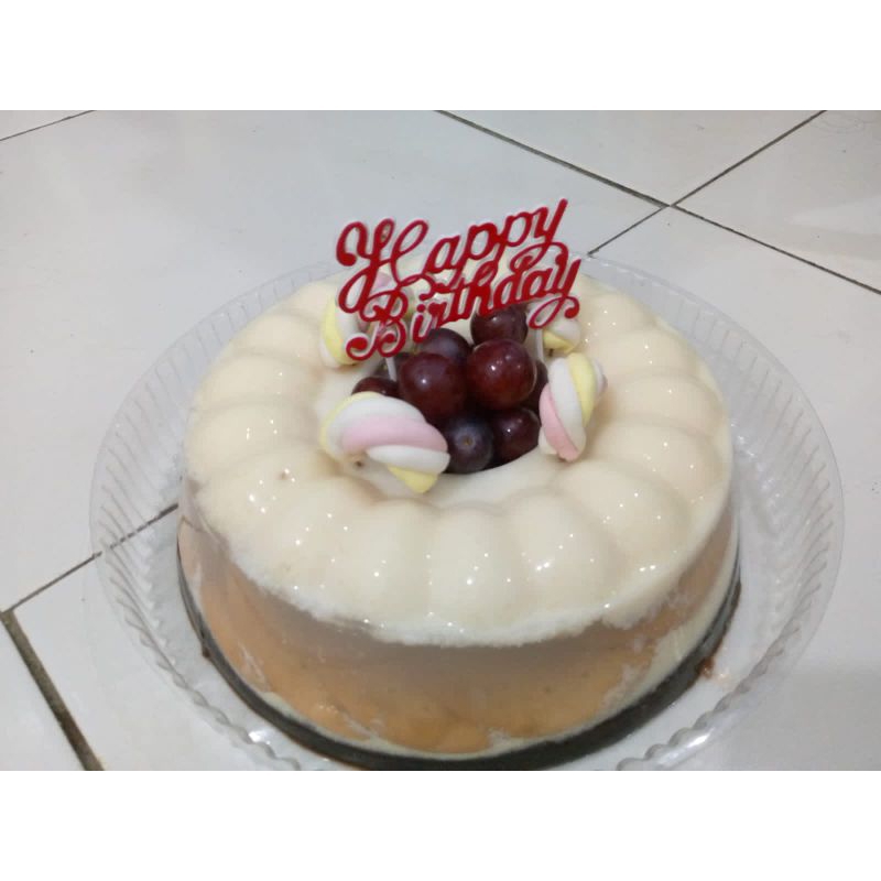 

puding ultah topping marshmellow dan anggur