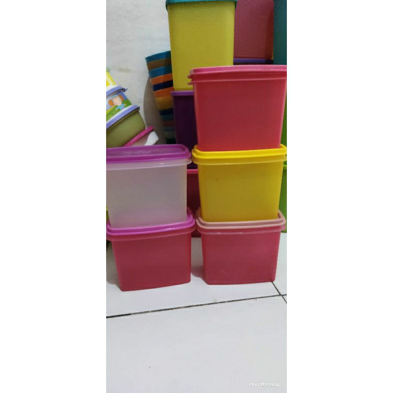 SELF SAVER/TOPLES GULA KOPI PRELOVED/ Toples gula tupperware