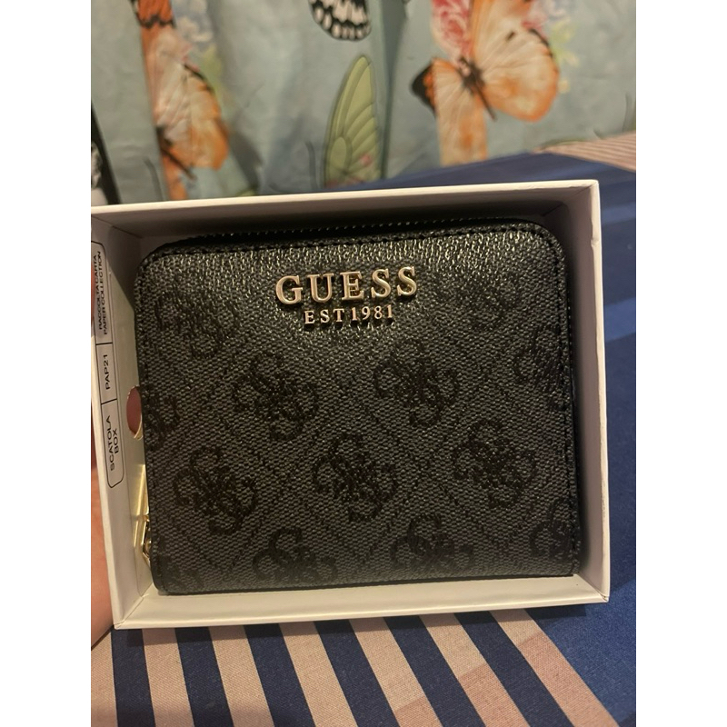 Guess wallet