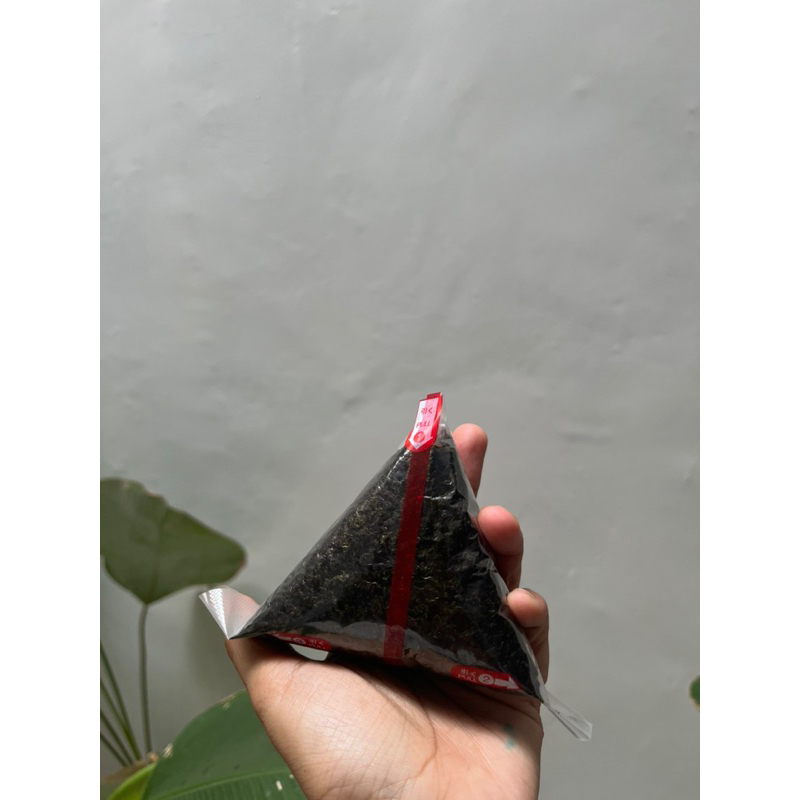 

Ay00! NRumput Laut Grade A Onigiri Isi 100 Lebih Tebal, Wangi Dan Crispy