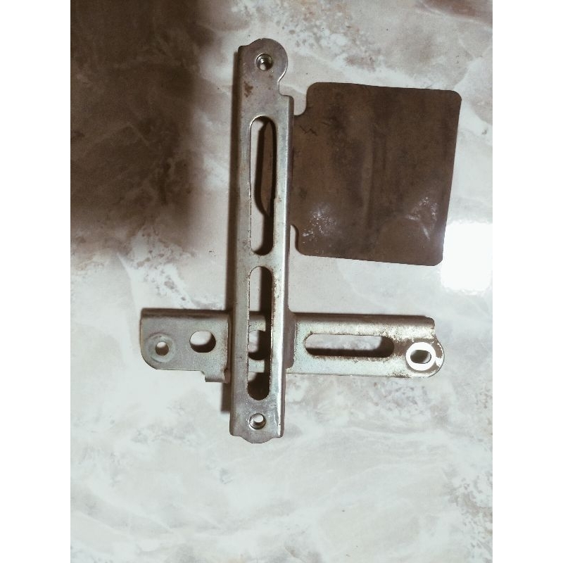 Breket/Dudukan ecu motor yamaha lexi original