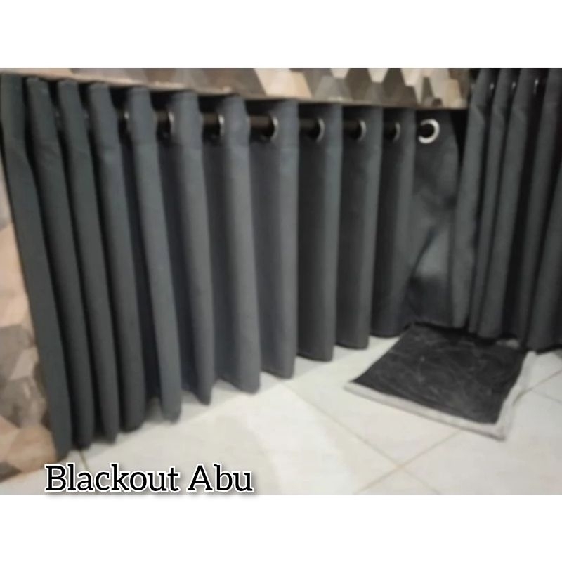 Gorden Kolong Dapur Meja Kompor Model Smokring Bahan Blackout Polos Warna Abu&Hitam