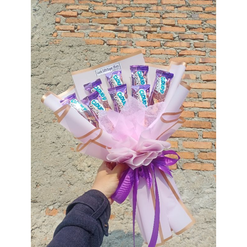 

Buket Snack Cloud Hadiah Ulang Tahun / Hadiah Wisuda / Hadiah Anniversary