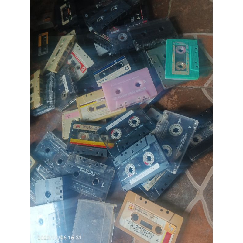 KASET PITA RANDOM TANPA SAMPUL