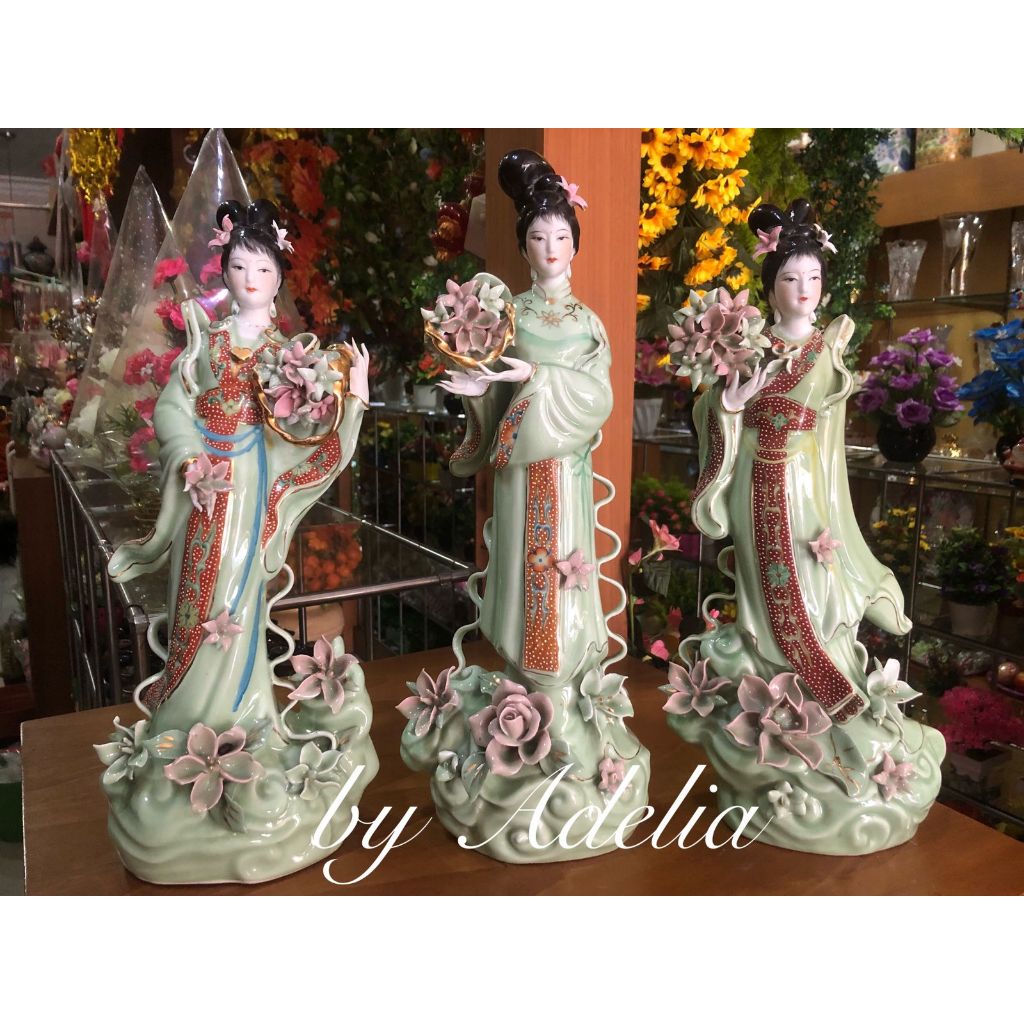 Pajangan Patung Dewi Keramik