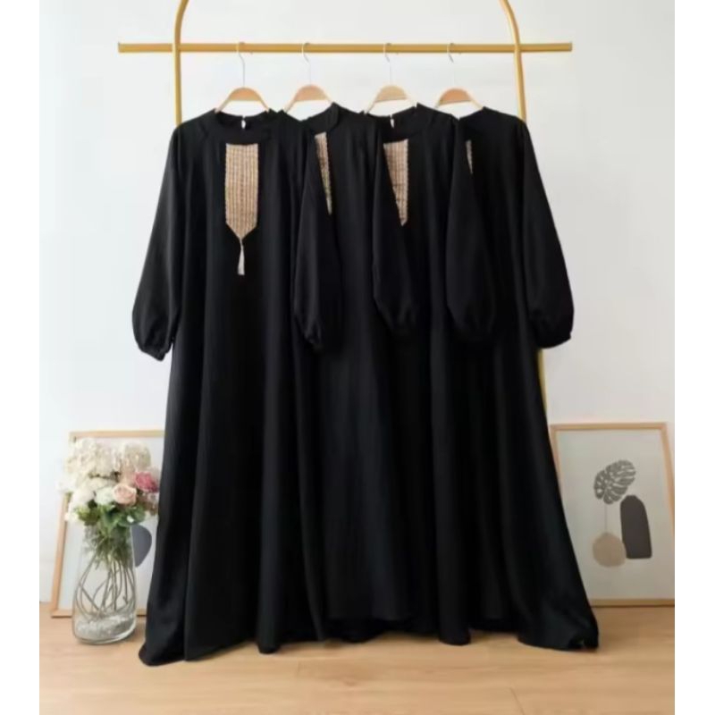 Gamis renda jumbo dress muslim hitam putih