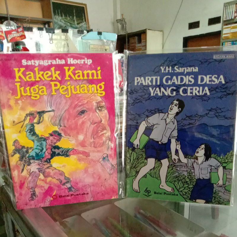Kakek kami juga pejuang & party gadis desa yang ceria