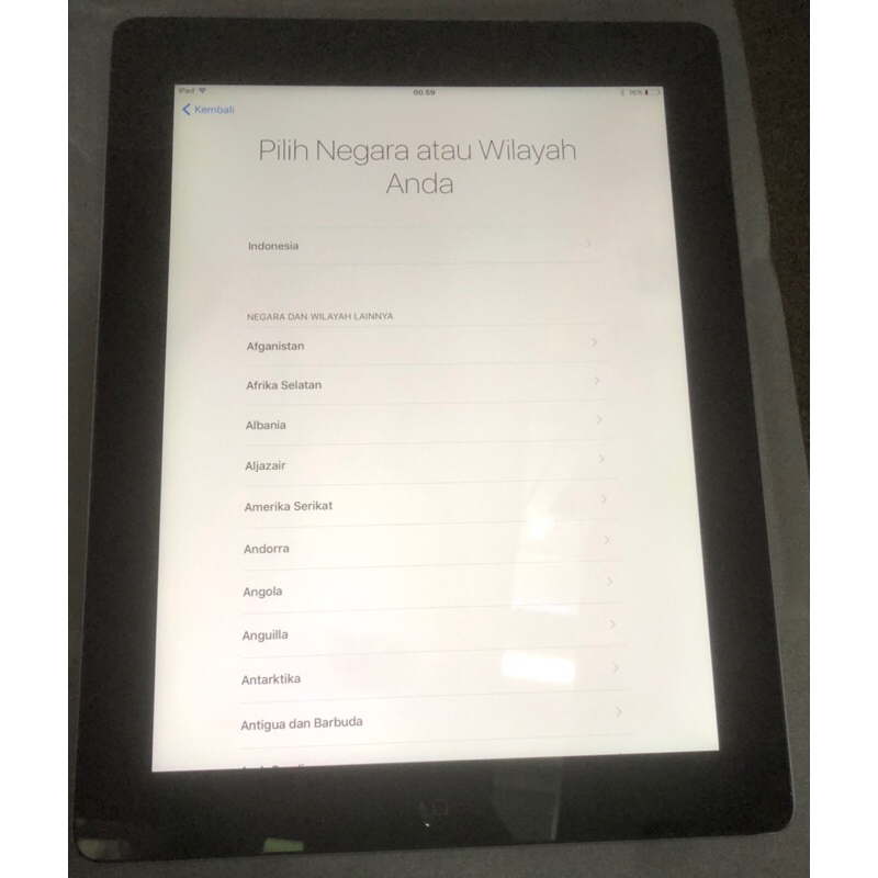 IPAD APPLE GEN 4 A1458 WIFI OnLY SECOND  MINUS