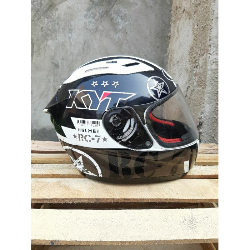 Helm KYT RC-7 Seven Motif (Bekas)