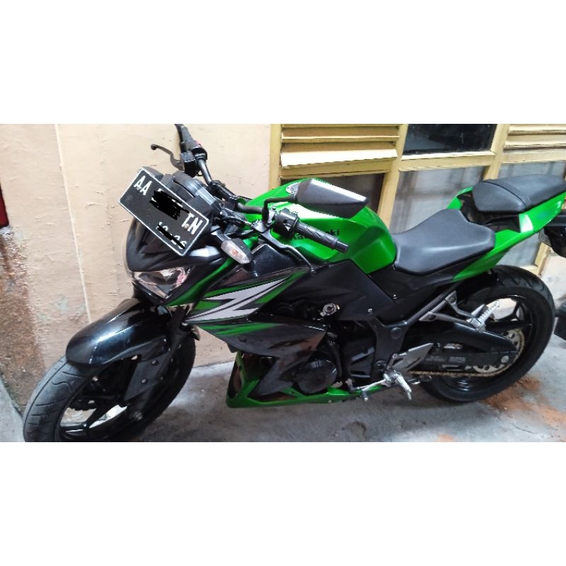 Motor Kawasaki z250 2014