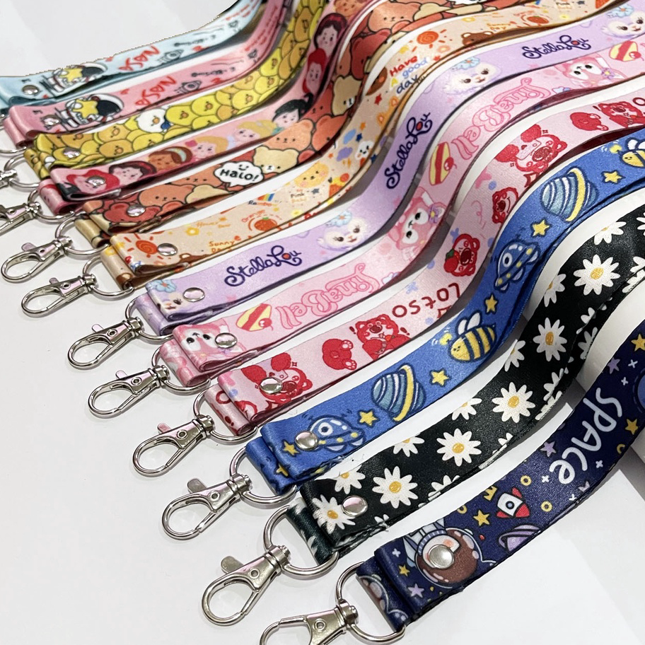 

→➘✹ TALI LANYARD Motif Dengan Metal Buckle gantungan