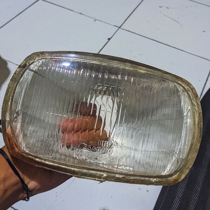 Reflektor Depan Vespa Exclusive/Strada Lokal