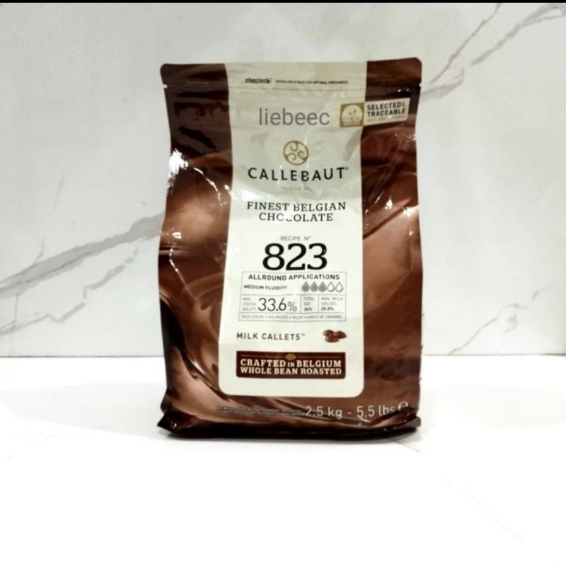 

Cokelat Couverture Callebaut 100 gr Milk 823 Chocolate 33.6% 100gr