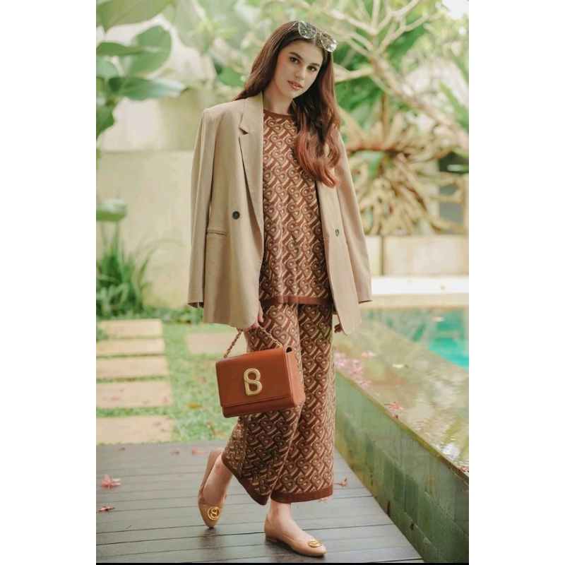 BENANG JARUM x BUTTONSCARVES BIMU KNIT TOP & PANTS