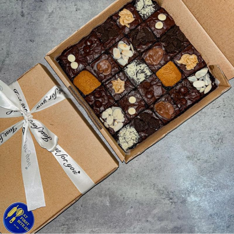 

FUDGY BROWNIES PREMIUM - Grob Frownie