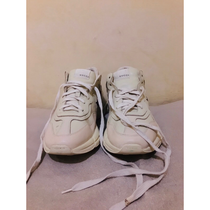 Sepatu Gucci Rhyton vintage with stars preloved