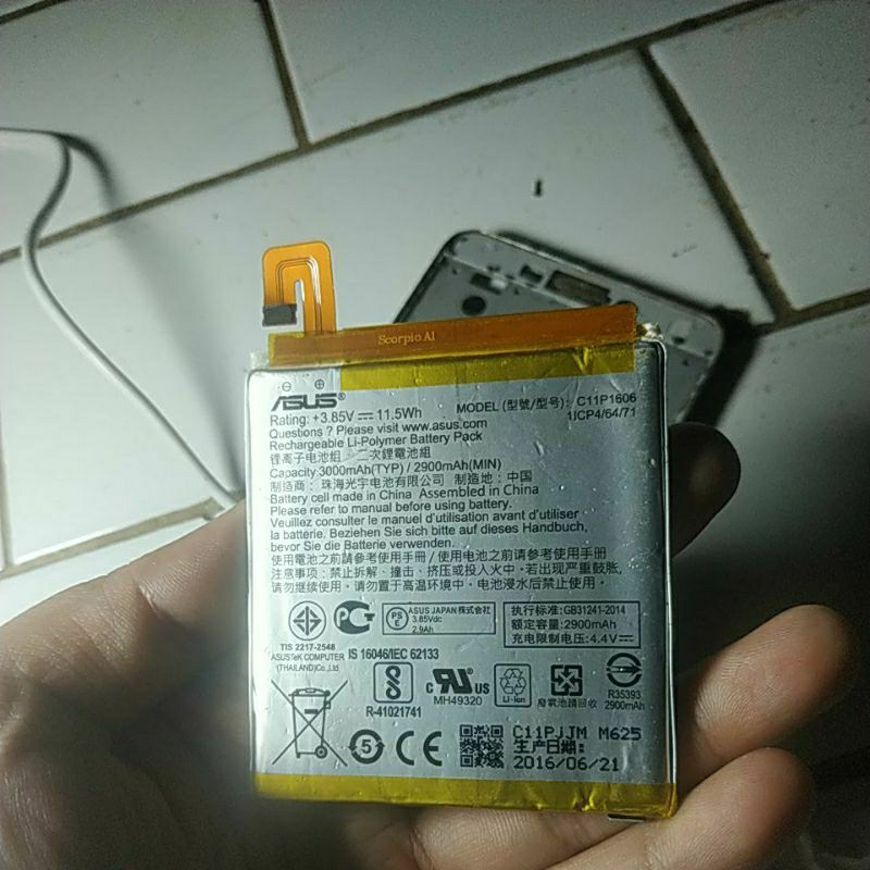 baterai bekas Asus Zenfone 3 laser zc 551kl C11P1606
