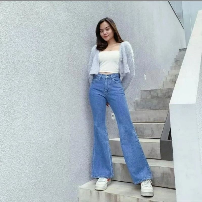 Korea Cutbray Jeans Highwaist Celana Jeans Wanita Kekinian Seksi