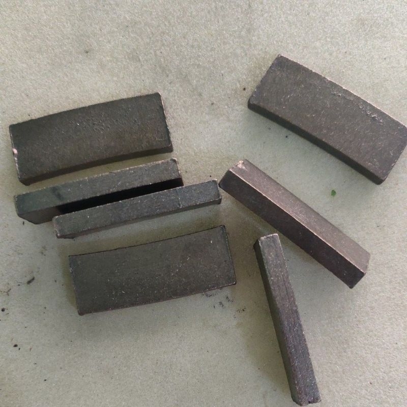 sekmen diamon segmen untuk mata bor sumur coring batuan , granit , andesit , mata gergaji baru alam