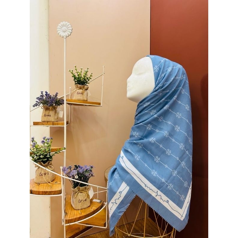 HIJAB VOAL NEW MOTIF BUNGA LOVE/KERUDUNG SEGIEMPAT VOAL