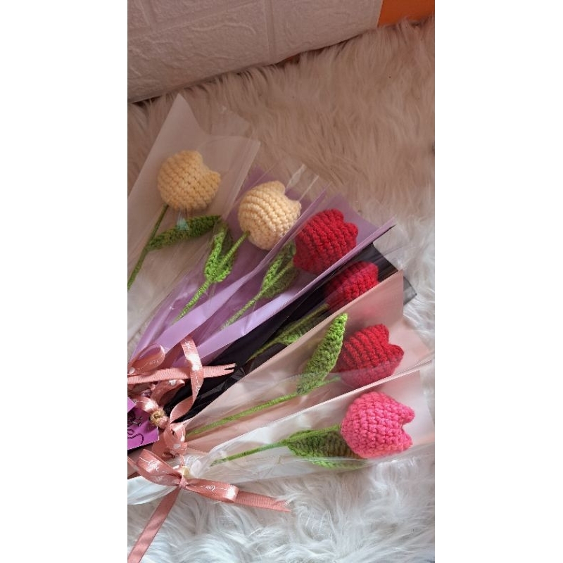 

BungaRajutTulip+Wrapping Plastik